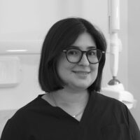 Illzana-Klinikassistent-elev-FalkonerTandlægerne_MitWerk_Square